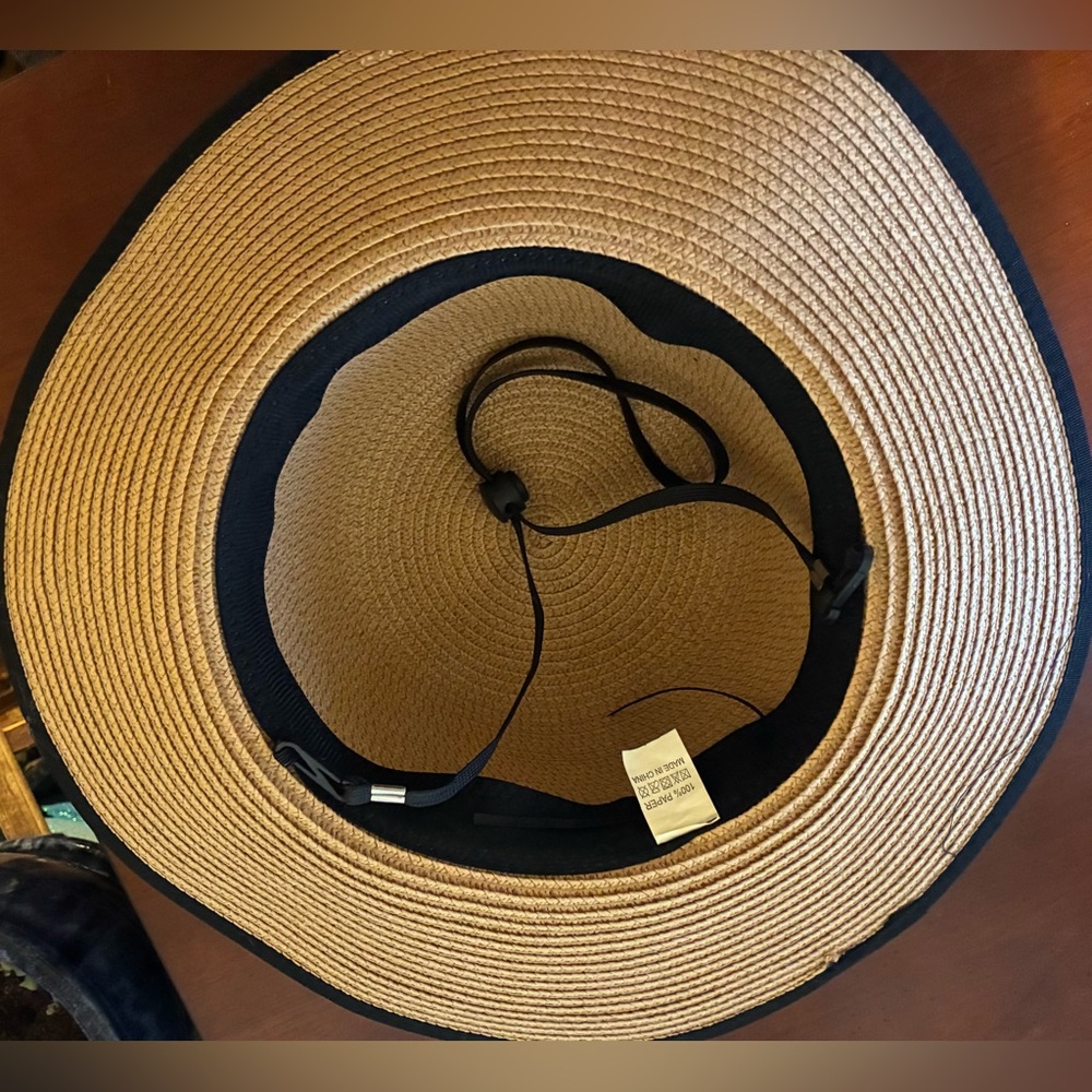 Hat Attack Wide Brim Straw Sun Hat Black Ribbon Bow NWOT - Picture 5 of 7
